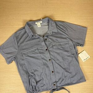 Passport Navy & White Pinstripe Button Front Short Sleeve Top Size M NWT